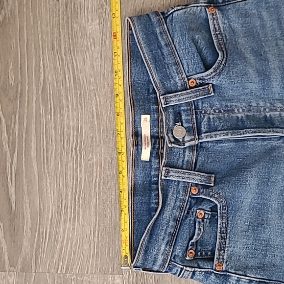 Levi's Wedgie Straight W26 L28 EUC - Picture 6 of 10